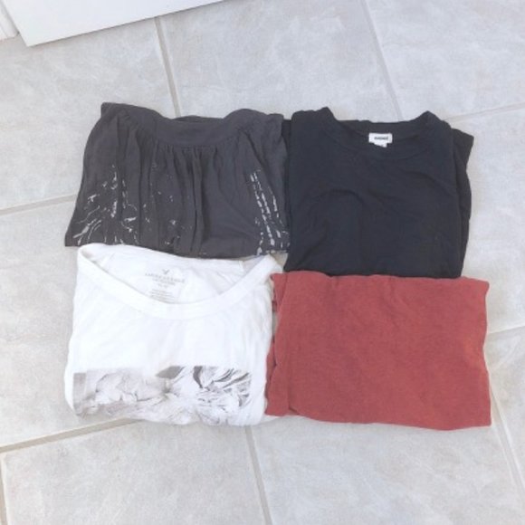 4 Clothing Bundle (Size X-Small) - Picture 3 of 5